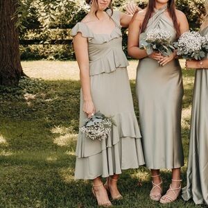 Show Me Your Mumu Reese Ruffle Midi Dress